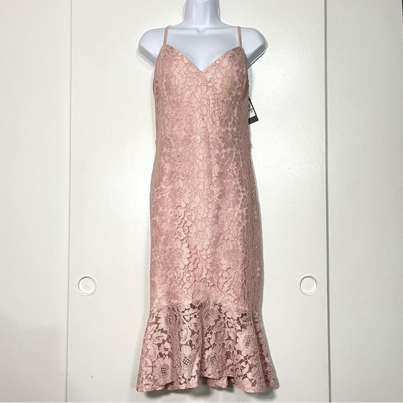 Guess Dresses & Skirts - GUESS Women’s Pink Floral Lace Flounce Hem Dress Sweetheart Neck Size 14